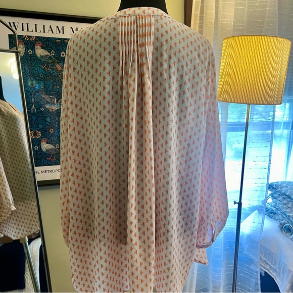 NYDJ blouse (1002 - Picture 3 of 7